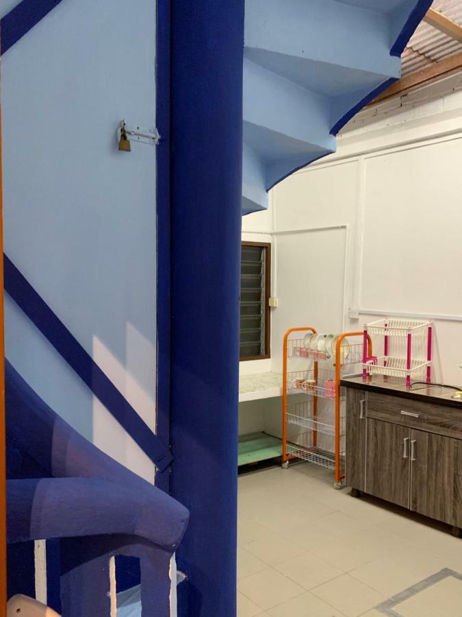 Retrohousecoco经典怀旧风格民宿nearjonker&Afamosa鸡场街红屋 By Myplace Malacca Exteriör bild